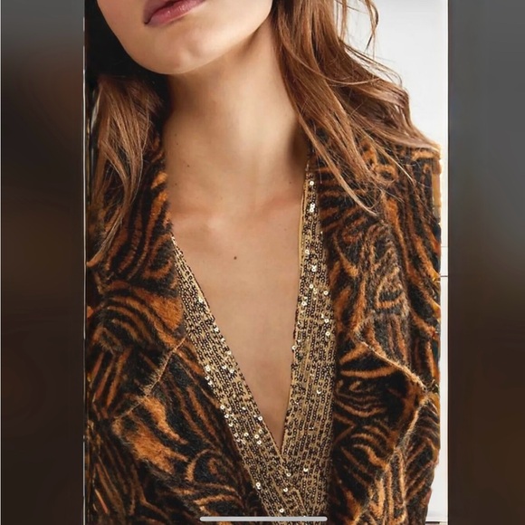 New Free People Animal Print Cardi Duster Maxi small Furry Side Slit Soft $298 - Picture 4 of 9